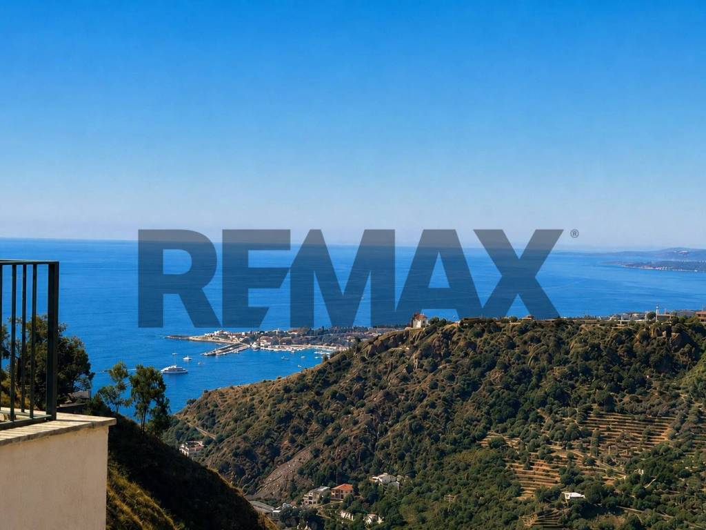 appartamento in vendita a Taormina in zona Spisone