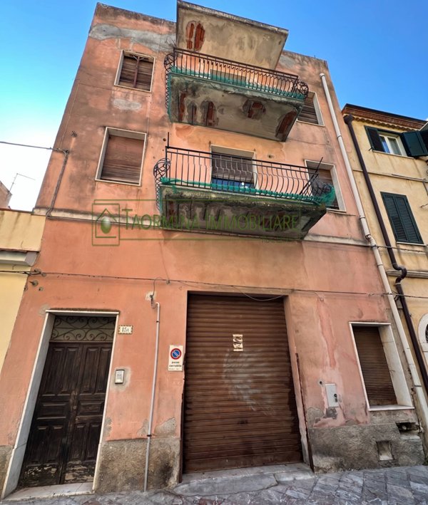 casa indipendente in vendita a Taormina in zona Villagonia