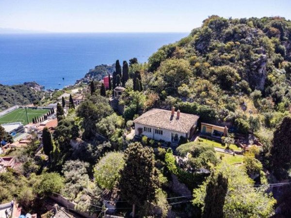 casa indipendente in vendita a Taormina in zona Spisone