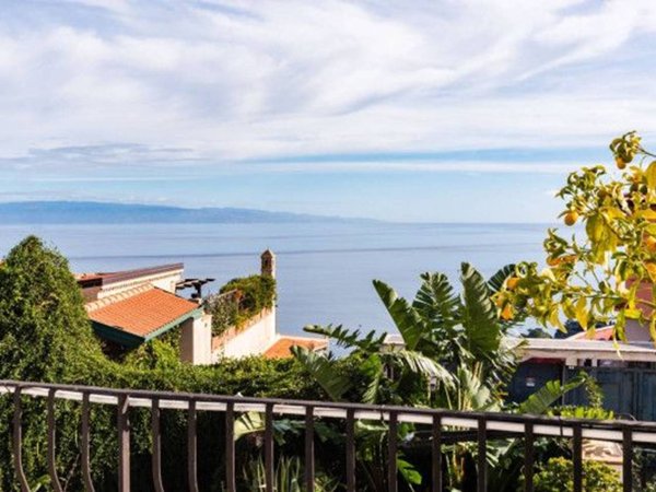 appartamento in vendita a Taormina in zona Trappitello