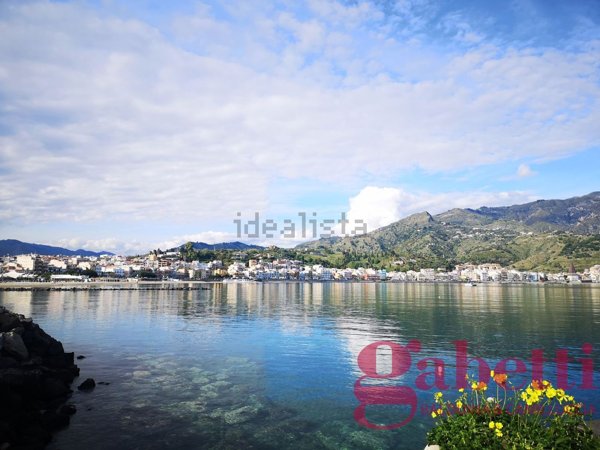 appartamento in vendita a Taormina in zona Villagonia