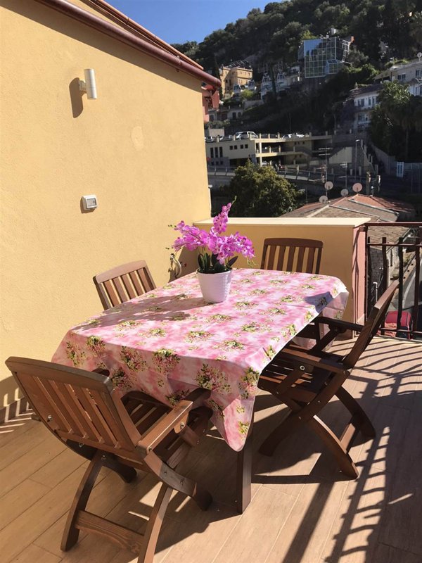 appartamento in vendita a Taormina in zona Villagonia