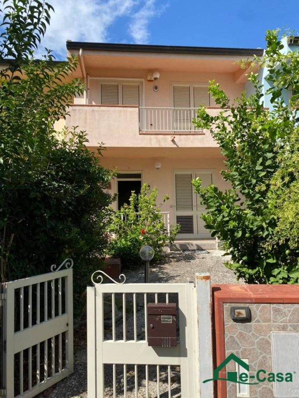 casa indipendente in vendita a Torregrotta