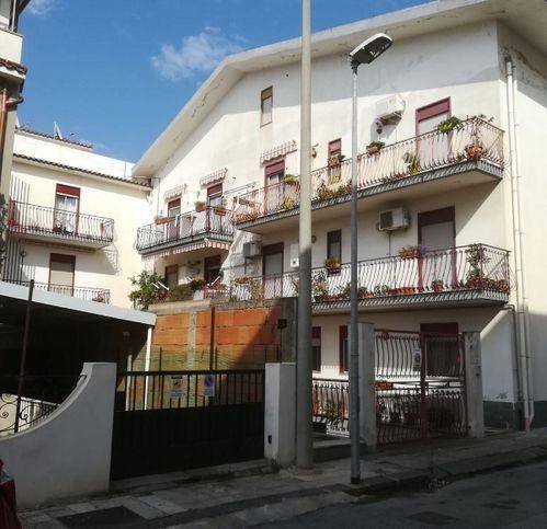 appartamento in vendita a Torregrotta in zona Scala