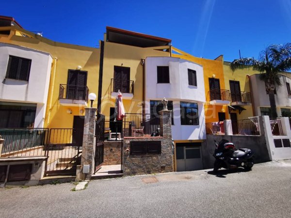 casa indipendente in vendita a Torregrotta in zona Scala