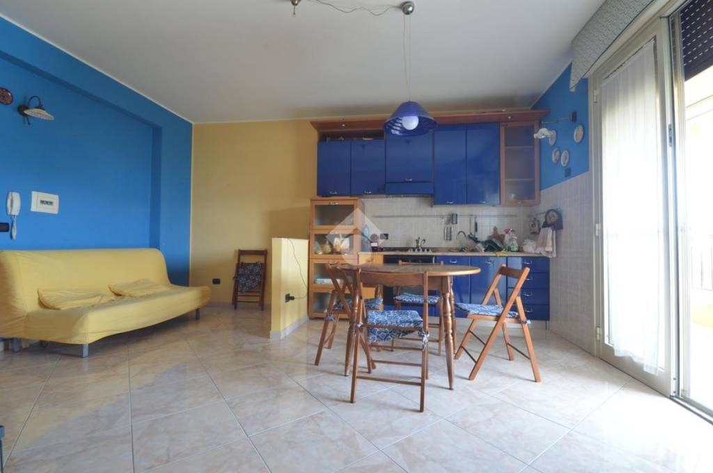 appartamento in vendita a Torregrotta in zona Scala