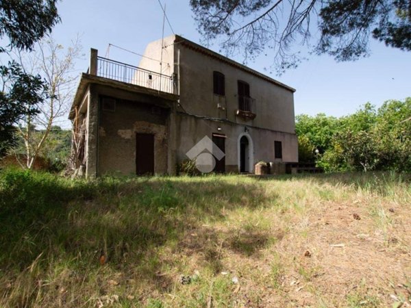 casa indipendente in vendita a Torregrotta
