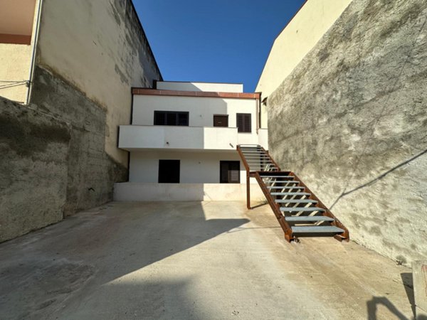 appartamento in vendita a Torregrotta in zona Scala