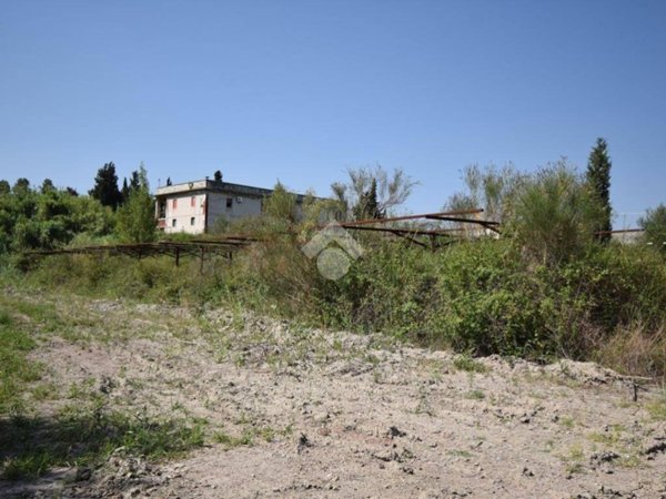 locale commerciale in vendita a Torregrotta