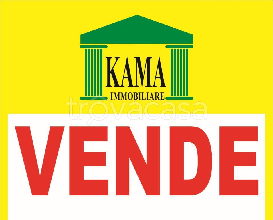 locale commerciale in vendita a Torregrotta