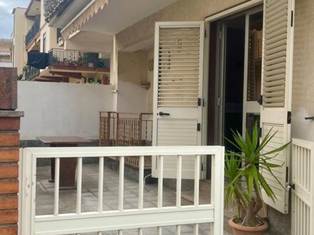 appartamento in vendita a Torregrotta in zona Scala