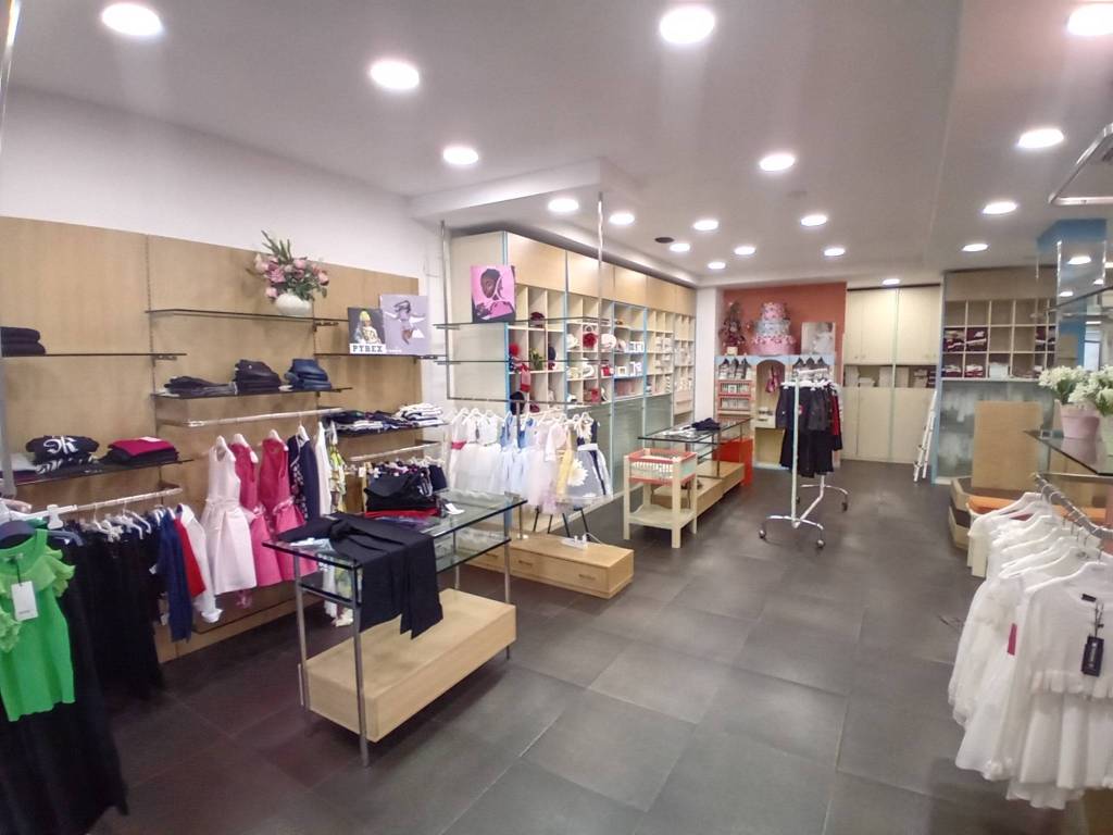 negozio in vendita a Torregrotta in zona Scala