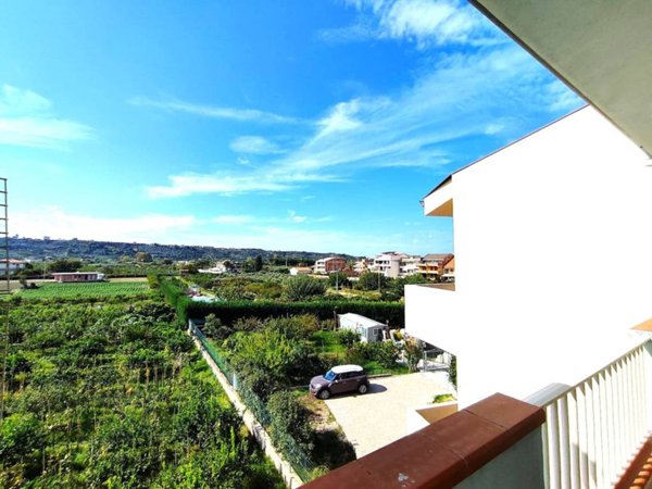 casa indipendente in vendita a Torregrotta