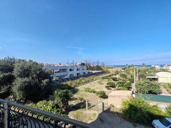 appartamento in vendita a Torregrotta in zona Scala