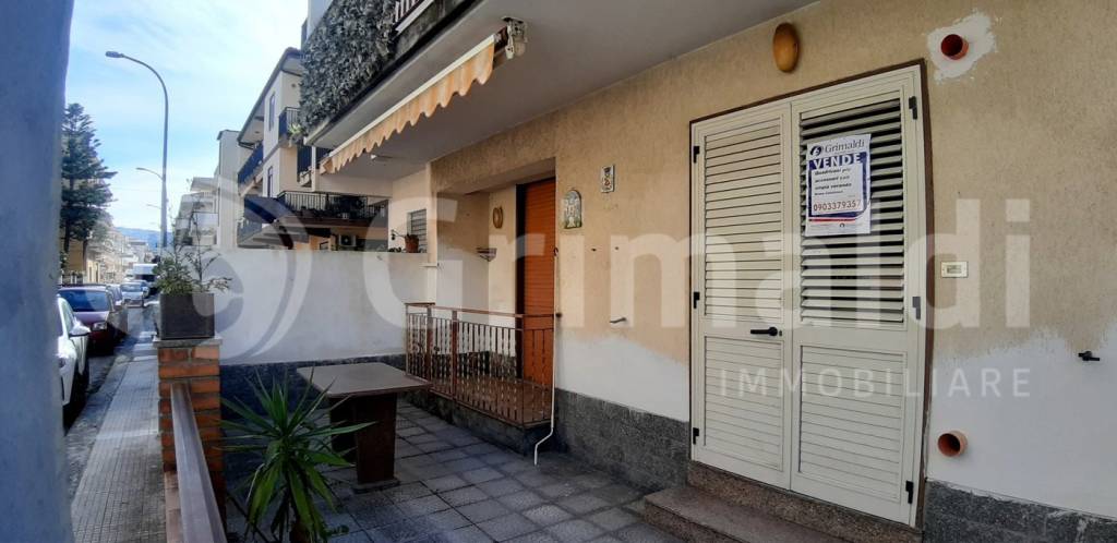 appartamento in vendita a Torregrotta in zona Scala