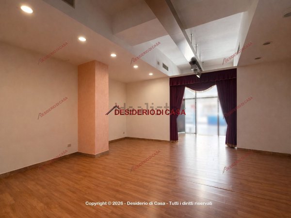 locale commerciale in vendita a Torregrotta