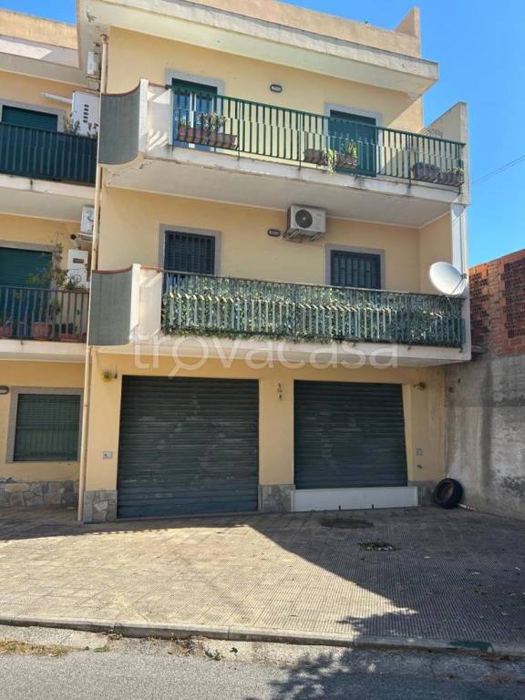 appartamento in vendita a Torregrotta in zona Scala