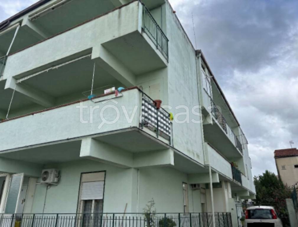 appartamento in vendita a Torregrotta in zona Scala