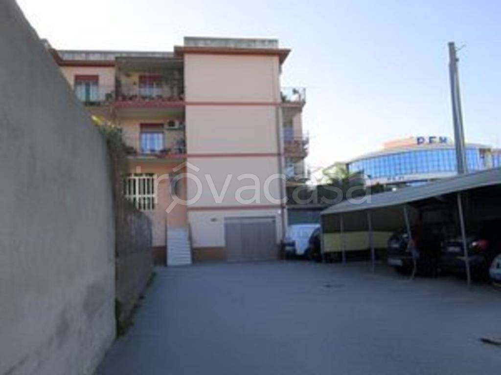 appartamento in vendita a Torregrotta in zona Scala