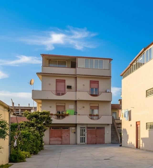 appartamento in vendita a Torregrotta in zona Scala