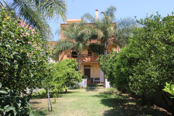 casa indipendente in vendita a Torregrotta in zona Scala