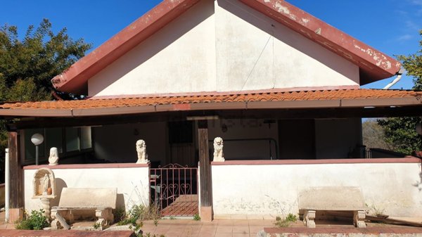 casa indipendente in vendita a Tortorici