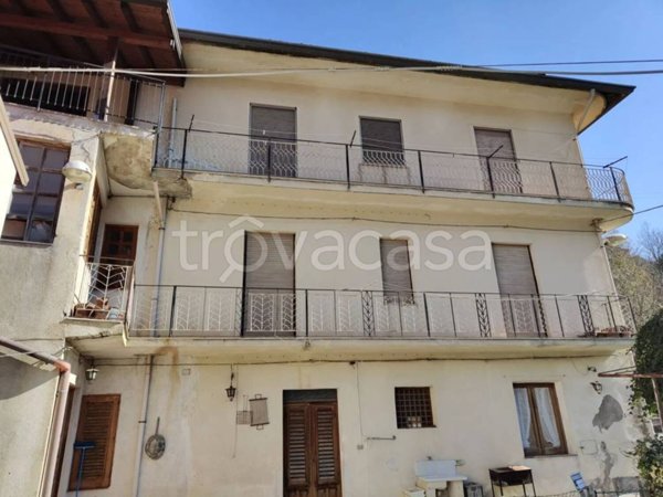 casa indipendente in vendita a Tortorici