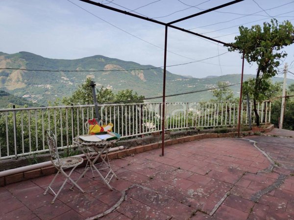 appartamento in vendita a Tortorici in zona Moira