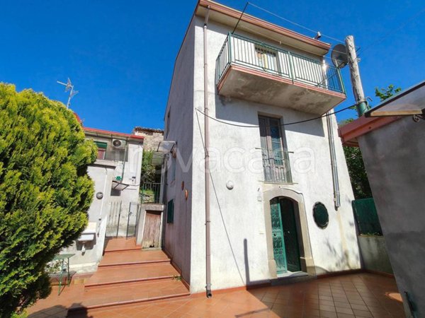 casa indipendente in vendita a Tortorici in zona Serro Alloro