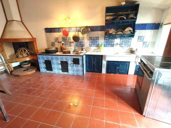 casa indipendente in vendita a Tortorici in zona Capuccini