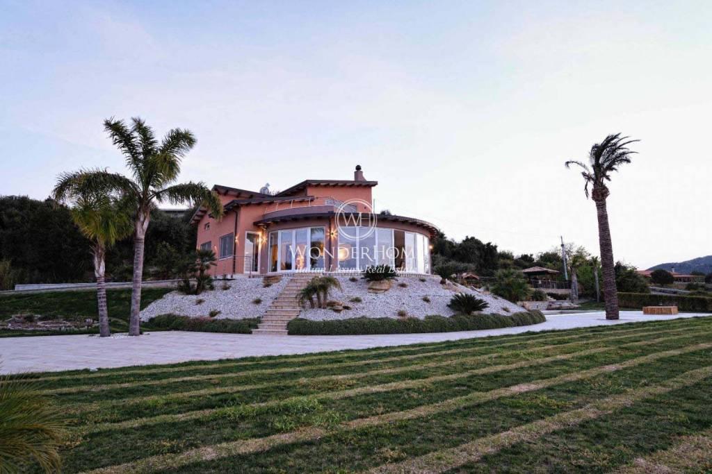 casa indipendente in vendita a Tripi