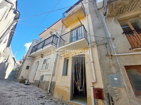 casa indipendente in vendita a Tripi