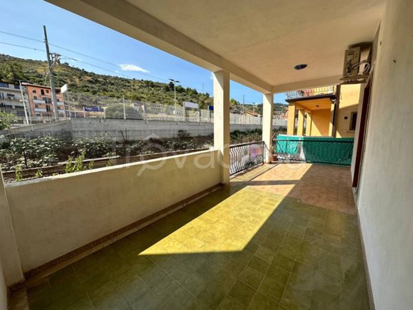 appartamento in vendita a Tusa in zona Castel di Tusa