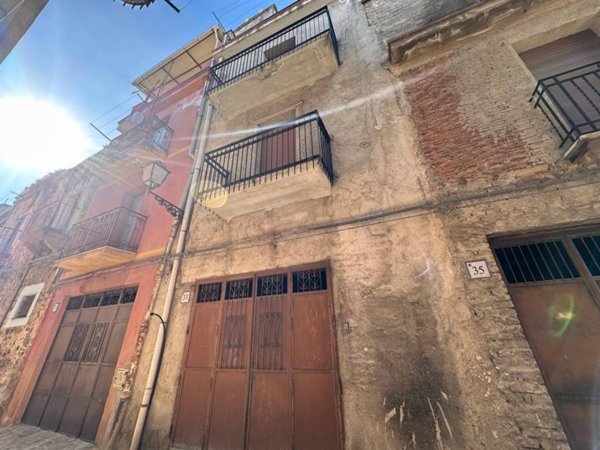 casa indipendente in vendita a Tusa