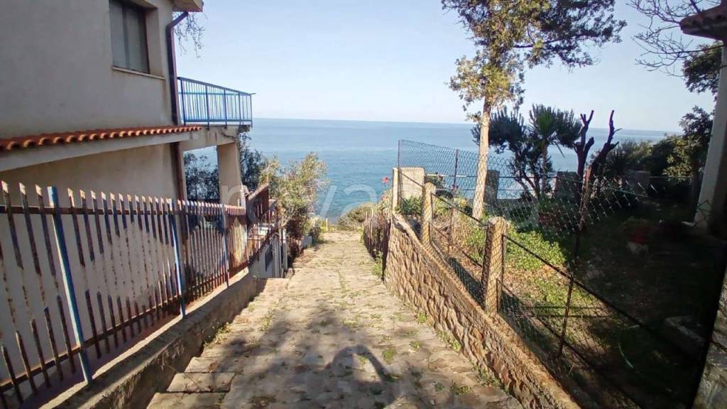 casa indipendente in vendita a Tusa in zona Milianni