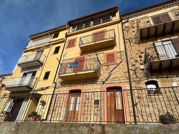 casa indipendente in vendita a Tusa