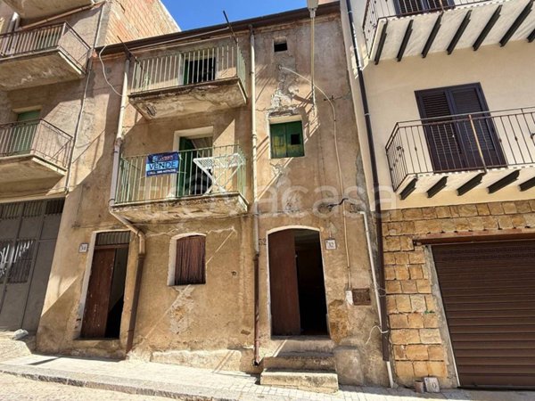 casa indipendente in vendita a Tusa in zona Castel di Tusa