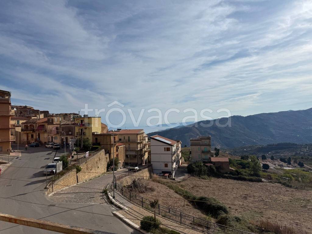 appartamento in vendita a Tusa