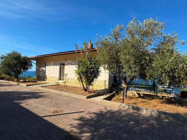 casa indipendente in vendita a Tusa in zona Milianni