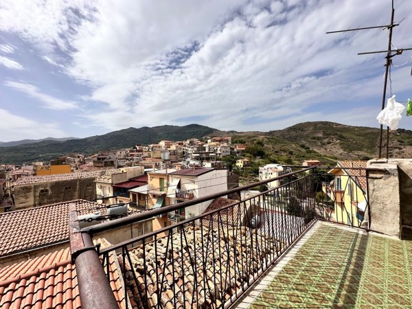 casa indipendente in vendita a Tusa