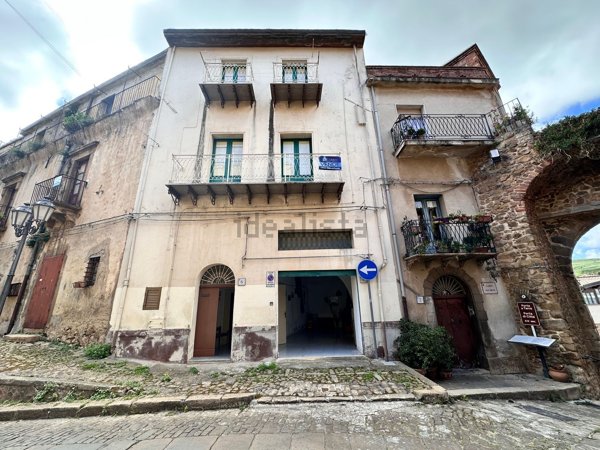 casa indipendente in vendita a Tusa