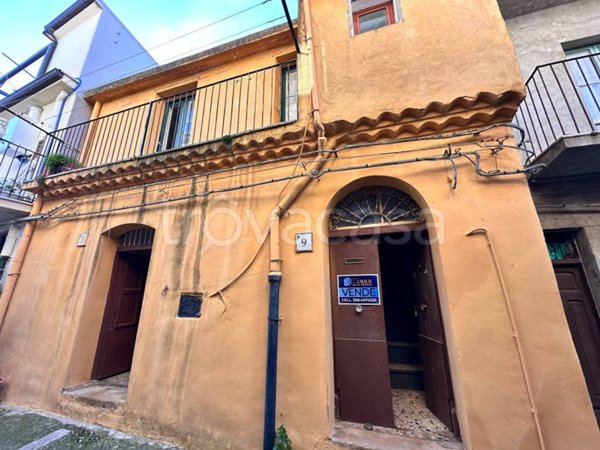 casa indipendente in vendita a Tusa