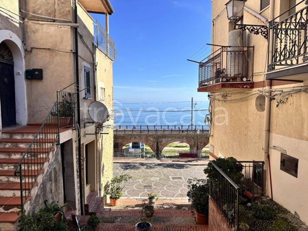 casa indipendente in vendita a Tusa in zona Castel di Tusa