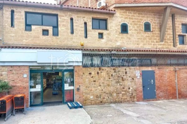 negozio in vendita a Tusa in zona Castel di Tusa
