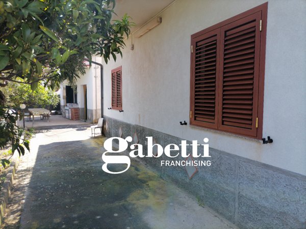 casa indipendente in vendita a Tusa in zona Castel di Tusa
