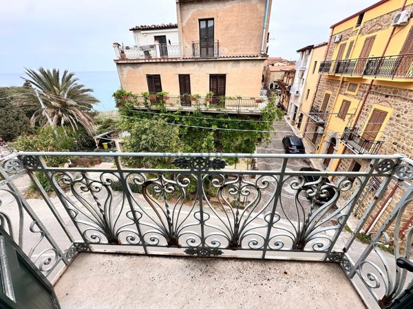 appartamento in vendita a Tusa in zona Castel di Tusa