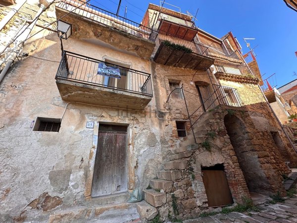 casa indipendente in vendita a Tusa