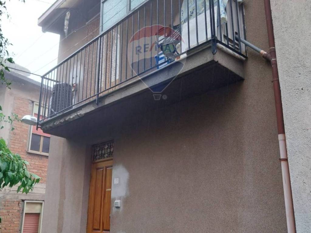casa indipendente in vendita ad Ucria