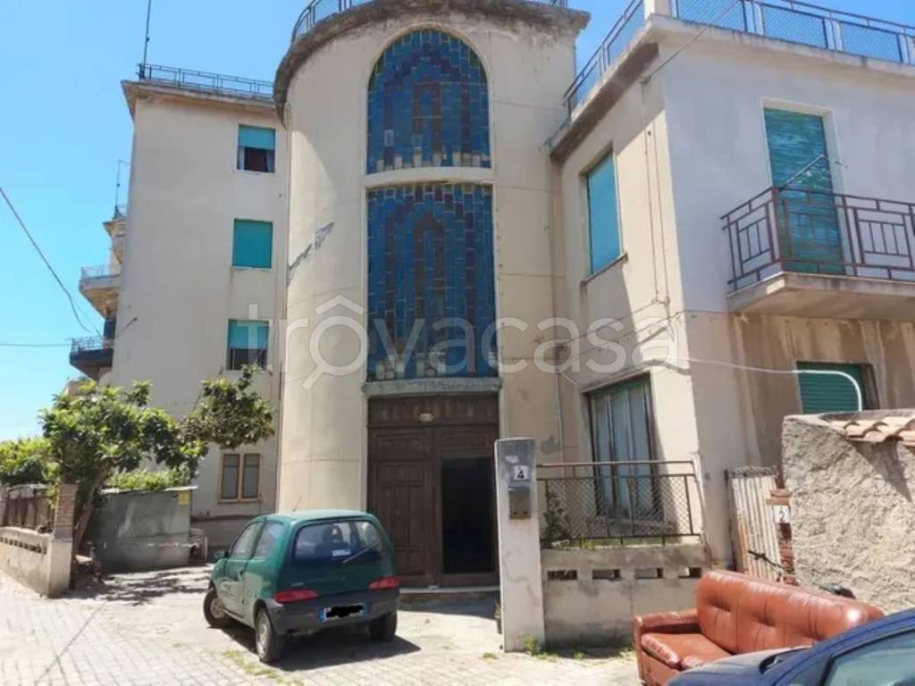 appartamento in vendita a Valdina in zona Fondachello