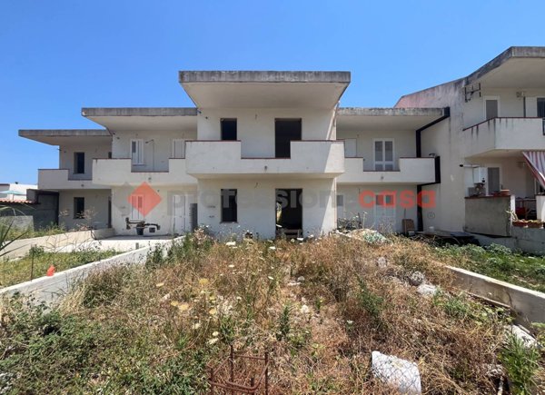 appartamento in vendita a Valdina in zona Fondachello